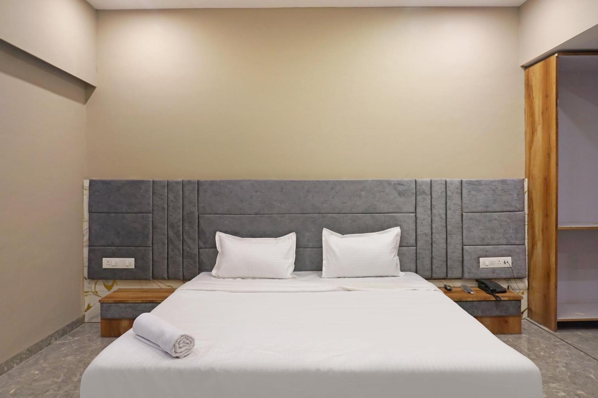Hotel Nest Inn Bombay Esterno foto