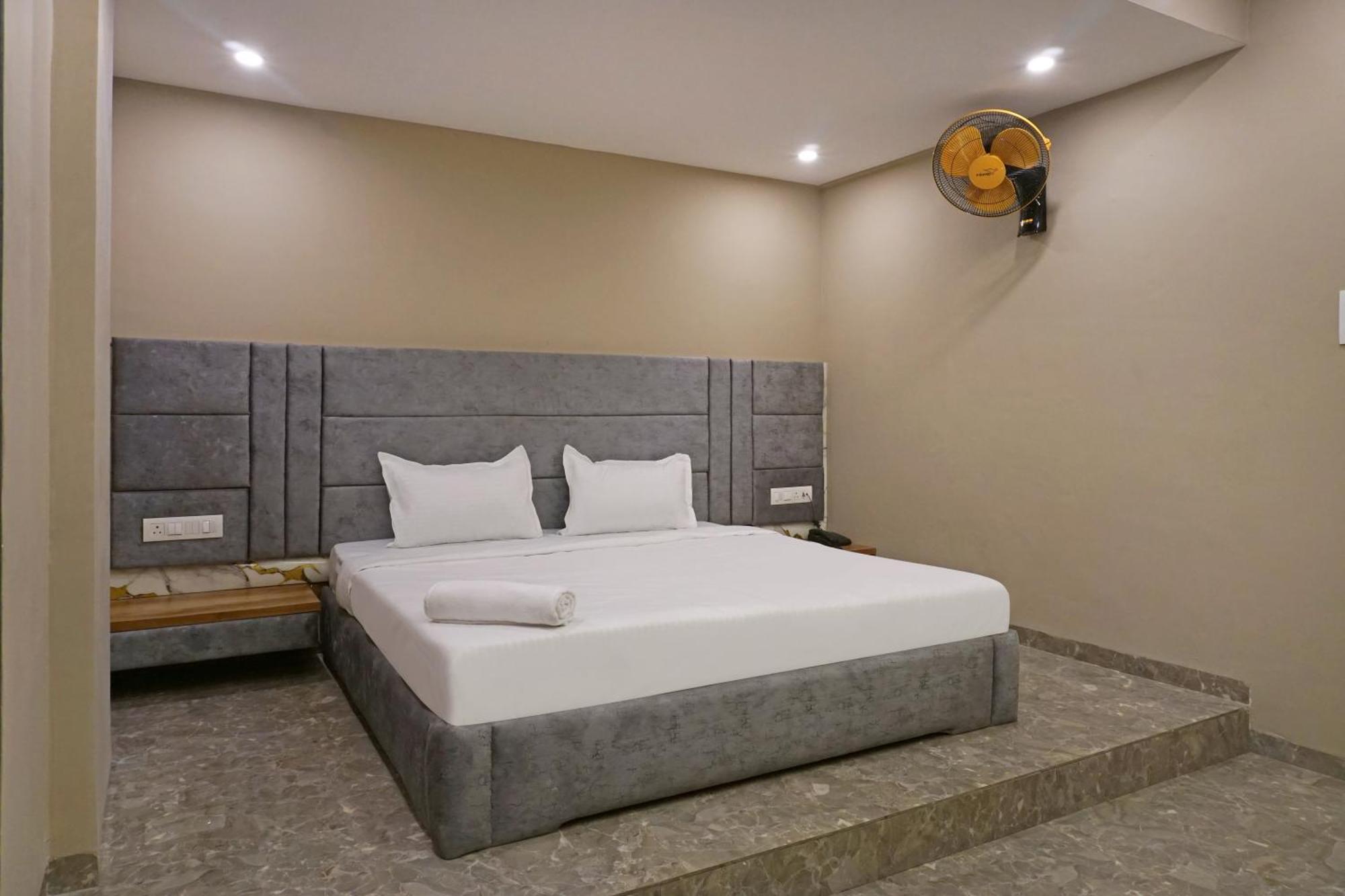 Hotel Nest Inn Bombay Esterno foto